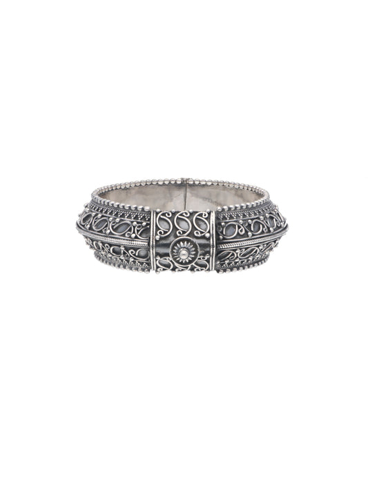 Antique-Style 925 Sterling Silver Bangle with Ornate Filigree Design