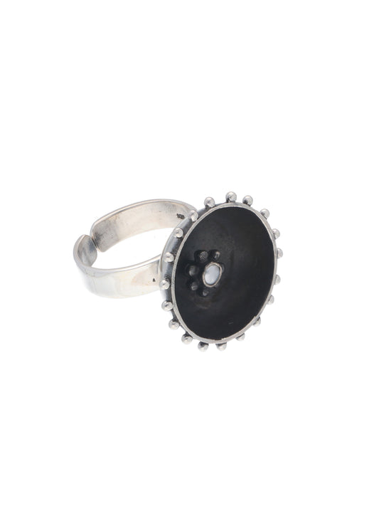 Bold Silver Adjustable Ring with a Touch of Minimalism