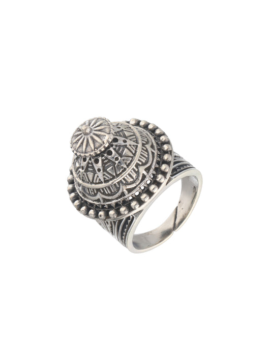 Ornate Dome-Shaped Silver Ring with Intricate Filigree Details